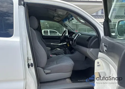 2008 Toyota Tacoma Access Cab z USA, uszkodzony, nr VIN 5TEUU42N68Z472835